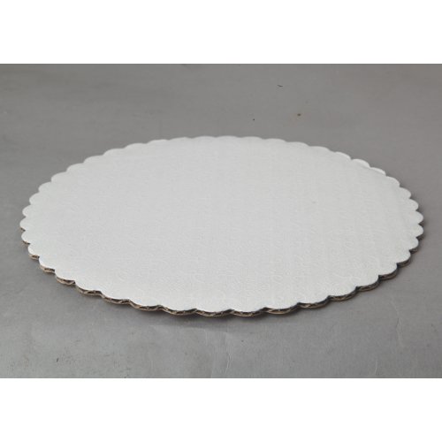 C-Flute White Scalloped Cake Circles - 8"
